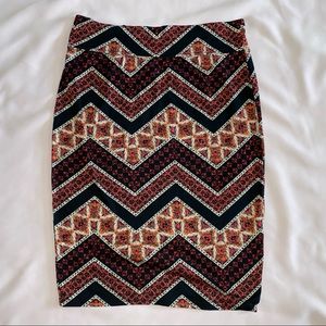 Chevron Patterned Pencil Skirt, L